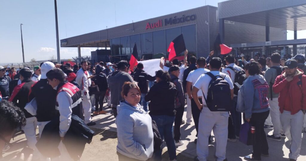 La huelga en Audi Puebla ha finalizado, ya que los trabajadores han aceptado un aumento salarial del 10.2%.
