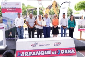 Con nueva biblioteca en San Rafael Comac Lupita Cuautle impulsa la educación