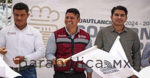 Omar Muñoz arranca obra de pavimentación en Sanctorum