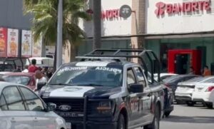 Robo a cuentahabiente en Plaza Pabellón moviliza a la policía de San Andrés Cholula