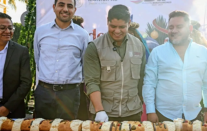 Tradición y convivencia marcan partida de Rosca de Reyes en Cuautlancingo