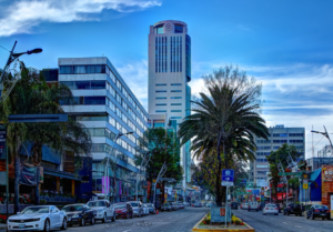 Crece preocupación por falta de control en Avenida Juárez