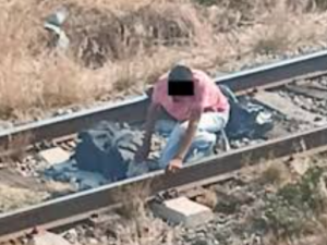 Operativo en zona ferroviaria deja un masculino asegurado